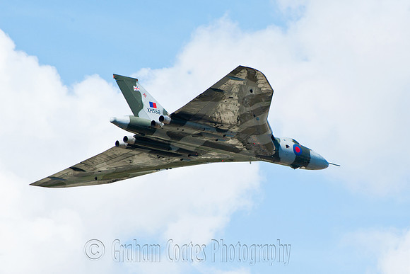 Vulcan XH558